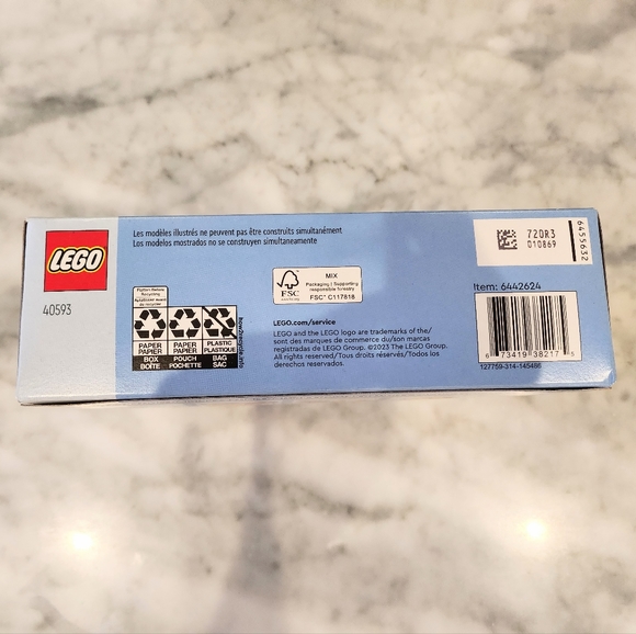 Lego Creativity 12 in 1 set 40593 - Picture 2 of 4